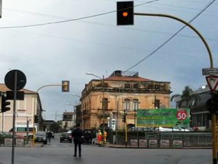 incidente autoambulanza mini