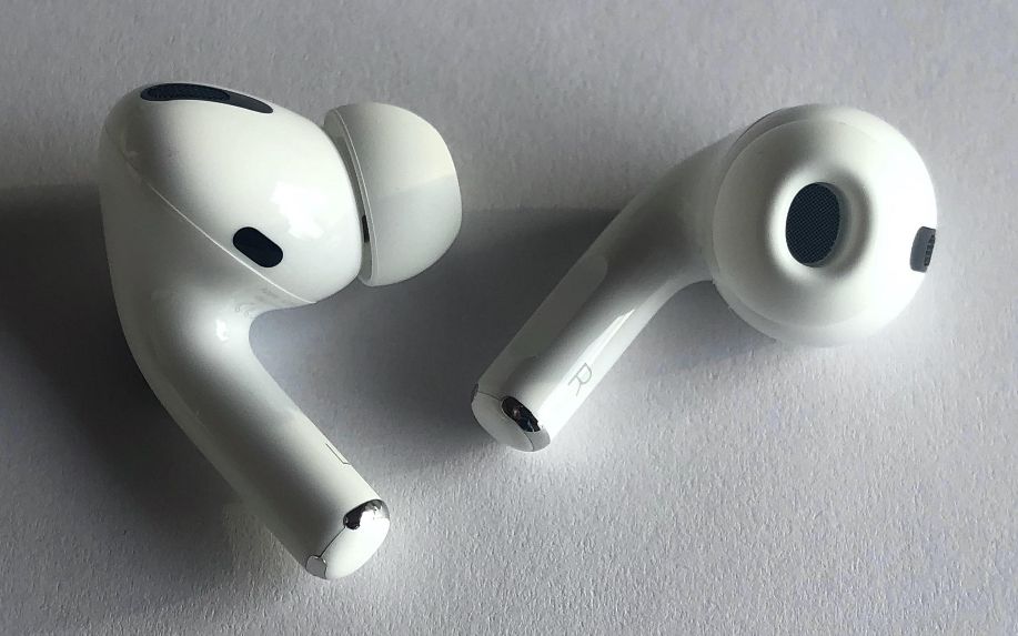 Apple AirPods