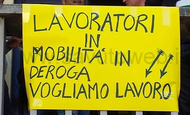 Lavoratori-mobilità-2