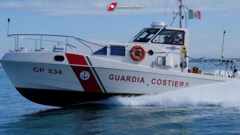 Motovedetta-Guardia-costiera-Capitaneria-470x264