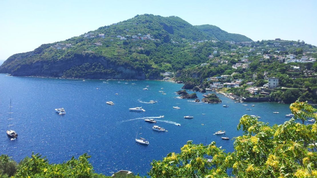 spiaggediischia-1110x625