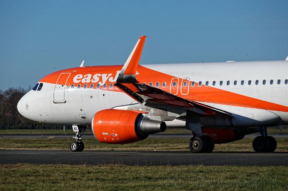 volo cancellato easyjet milano lamezia