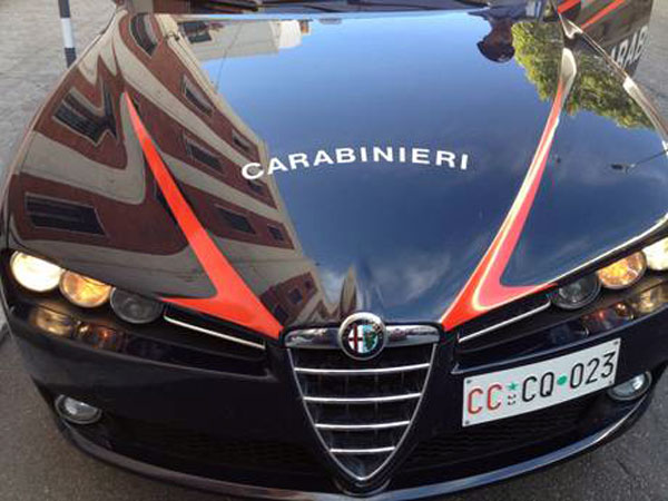 auto-carabinieri-frontale b0ce5