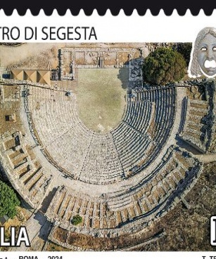 POSTE ITALIANE Oggi l'emissione di quattro francobolli dedicati ai teatri storici